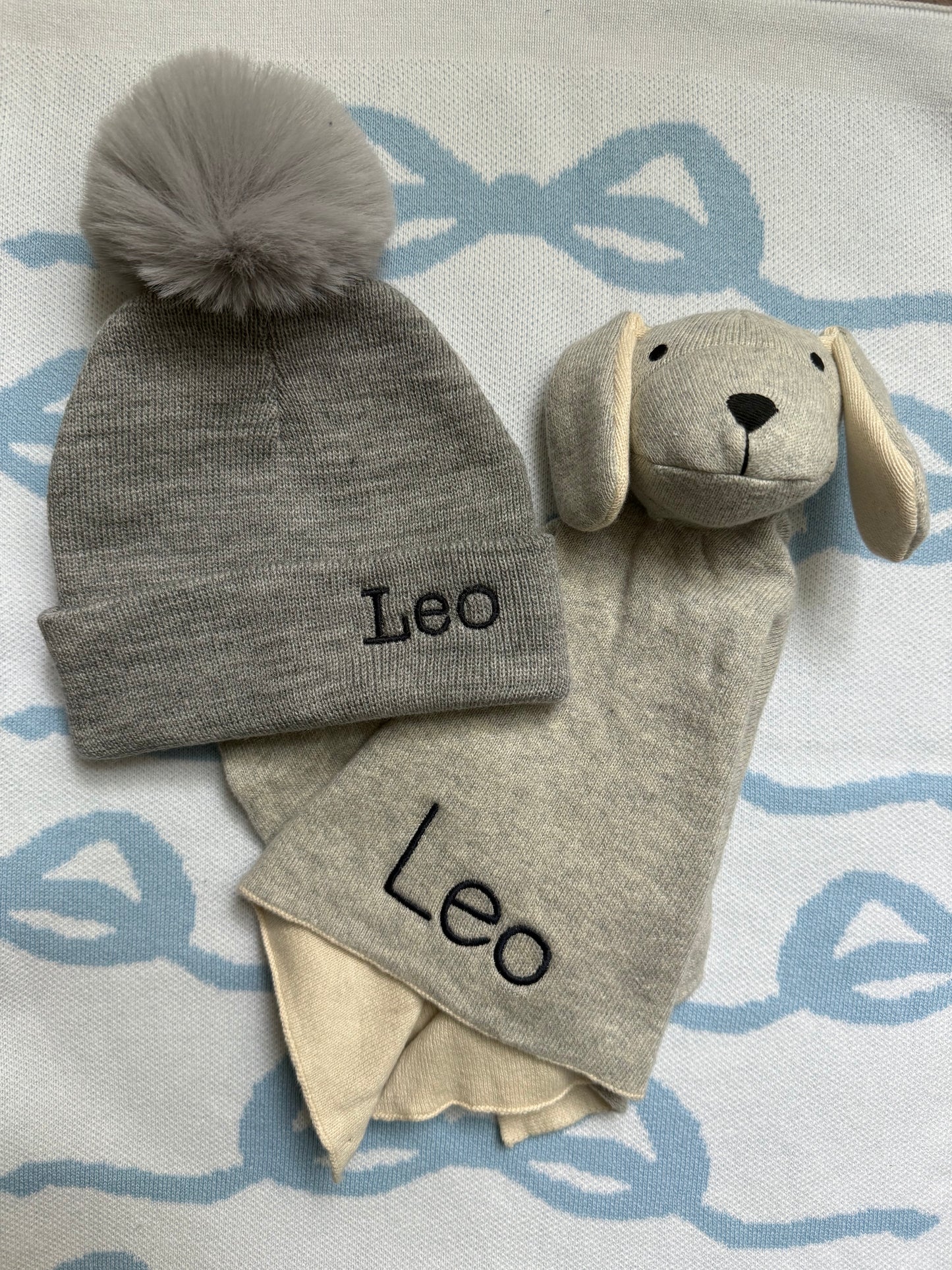 Infant faux fur gray pom hat