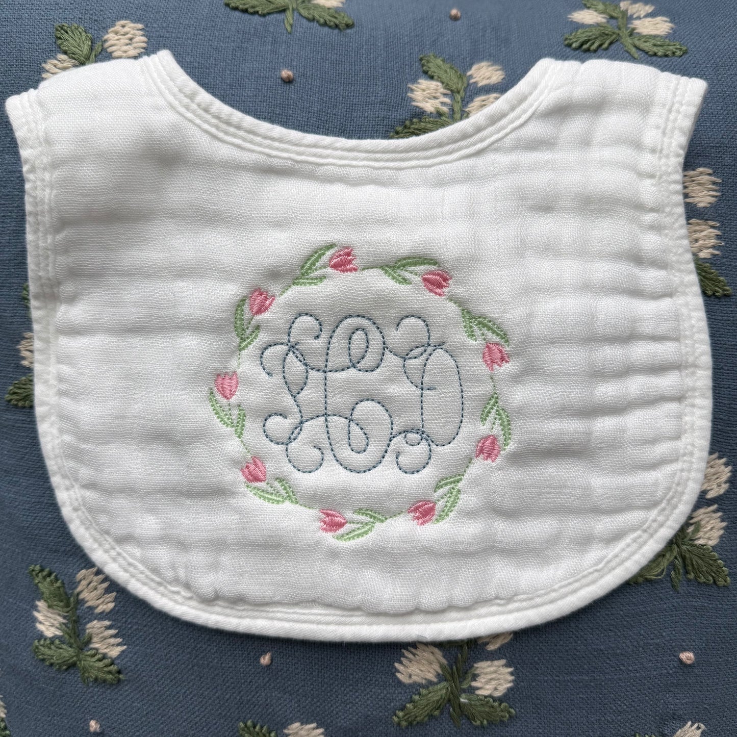 Muslin bib