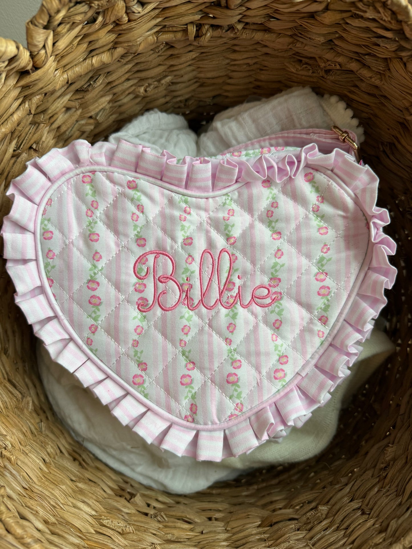 Ruffle trim heart purse