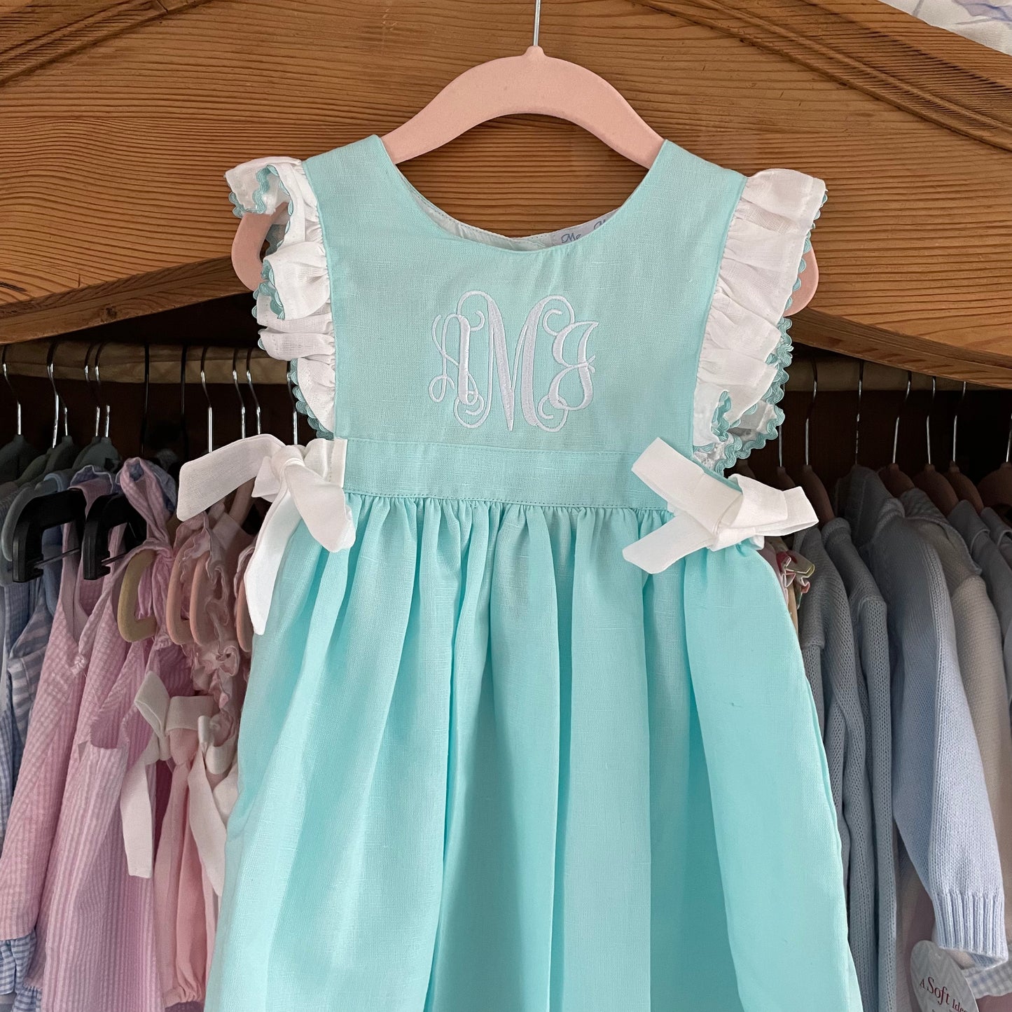 Ruffle sleeve linen dress