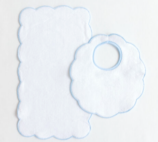 Scalloped edge bib + burp set