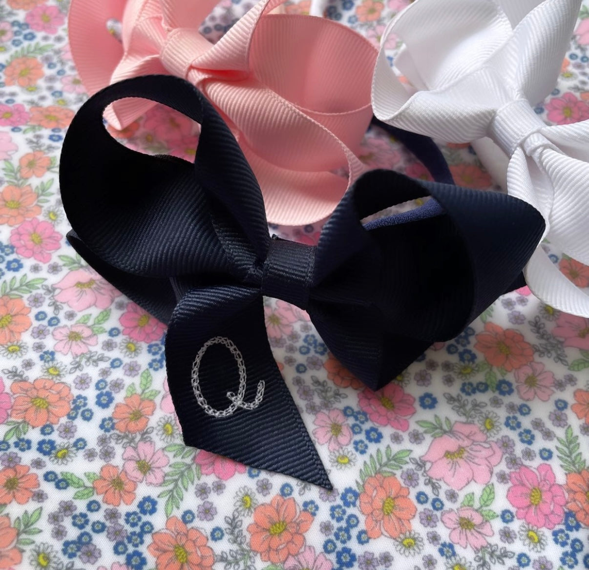 Small grosgrain stretch headband