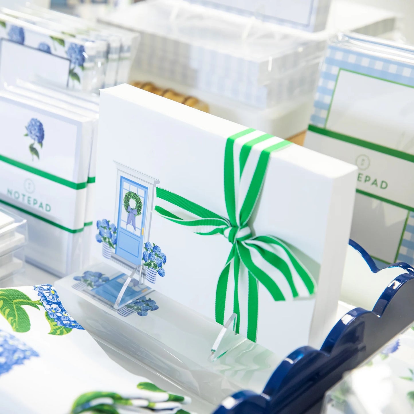 Hydrangeas front door slab notepad